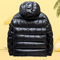 Vestes en duvet de créateurs en gros, manteaux en duvet unisexes brillants avec des designs luxueux et tendance, vestes en duvet courtes matelassées à fermeture éclair unie