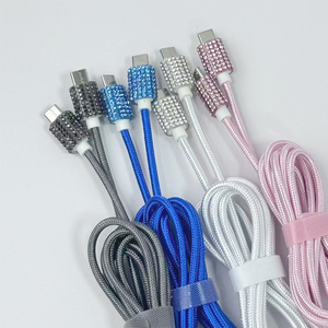 <span class=keywords><strong>Cable</strong></span> USB-C <span class=keywords><strong>con</strong></span> Diseño de Broca de Moda - <span class=keywords><strong>Cable</strong></span> de Carga Brillante de 1 Metro para Teléfono/Banco de Energía - Product Image 5