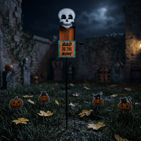 Piquets de jardin en métal orange en forme de crâne d'Halloween, thème cabane à pattes de poulet de Baba Yaga, avec clôture et mortier à crânes