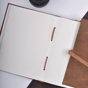 Carnet en cuir véritable fait main, style vintage, avec couverture en cuir artisanal, pour la prise de notes, en vente. - Product Image 2