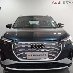 <span class=keywords><strong>Audi</strong></span> Q4 E-tron 40 SUV électrique d'occasion 2024, longue autonomie, version premium, prêt à l'exportation, bleu sur noir - Product Image 1