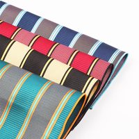 Vente en gros/personnalisé de haute qualité pour hommes 100% mouchoir en soie Service OEM 25x25cm motif à rayures mouchoirs de poche pour hommes