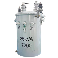Transformateur cylindrique monophasé 10Kva-25Kva immergé dans l'huile avec sortie réglable 480v/440v entrée 6kv monté sur poteau