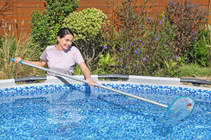 <span class=keywords><strong>Kit</strong></span> de Mantenimiento de Piscinas Recargable <span class=keywords><strong>Bestway</strong></span> AquaSurge, Aspiradora Inalámbrica para Piscinas con Skimmer y Cepillo para Piscinas Elevadas - Product Image 5
