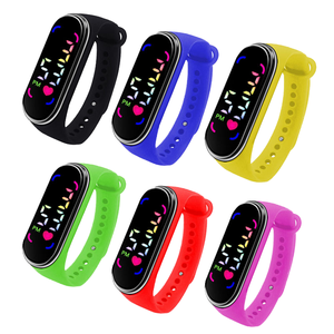 <span class=keywords><strong>Montre</strong></span> connectée à écran tactile étanche en <span class=keywords><strong>plastique</strong></span> LED 2025 pour femmes, hommes et enfants, <span class=keywords><strong>bracelet</strong></span> de sport - Product Image 3
