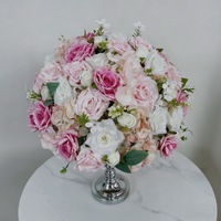Boule de fleurs artificielles pour mariage, décoration de centre de table, boule de fleurs en soie faite à la main pour la décoration d'événements de mariage