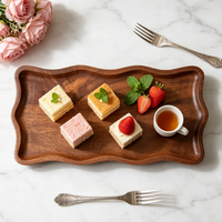 Assiette en bois d'acacia très vendue avec 4 plateaux à dessert à bords ondulés – Solution cadeau pour la cuisine