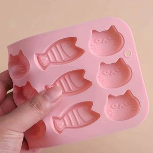 12 Cavity 3D Cat Fish Shaped Food Grade Silicone Cake Mould Eco Friendly High Low Temperature Resistant <b>Baking</b> Cake Tools - Product Image 5