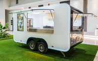 Nouvelle remorque de restauration de rue pour la vente de café, hamburgers, frites, glaces, chips, BBQ, camion de restauration mobile en fibre de verre avec chauffage intégré
