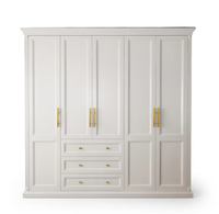 Armoire à portes battantes de style Shaker moderne avec 4 portes et 3 tiroirs pour un mobilier de chambre élégant