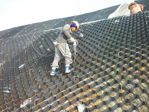 Géocell en HDPE pour la protection des allées et des pentes de routes, prix d'usine, géocell en plastique pour <span class=keywords><strong>gravier</strong></span> avec capacité de conception de modèle 3D - Product Image 2