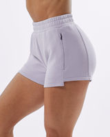 Shorts de sport pour femmes de haute qualité, shorts de course personnalisés avec logo, poches zippées, shorts de fitness pour femmes avec poches