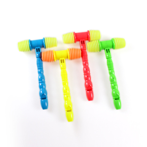 Martillo de plástico con mango largo para niños pequeños, juguete para el <span class=keywords><strong>mercado</strong></span> del sudeste asiático, muestras gratis - Product Image 1