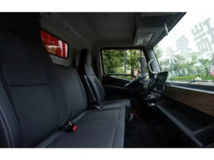 Gran oferta de furgoneta <span class=keywords><strong>refrigerada</strong></span> de mensajería urbana con función de carga rápida Carga completa de 45 minutos para servicios eficientes - Product Image 2