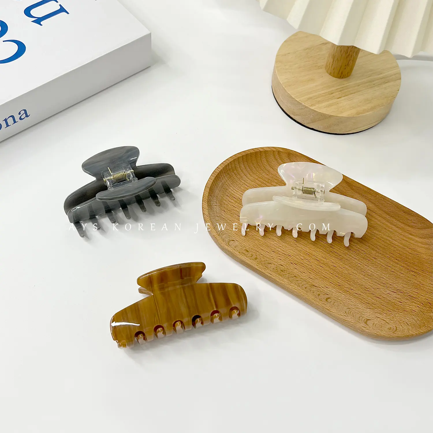 Amber marbling simple minimalist color shark clip salon boutique face wash acetate claw clip