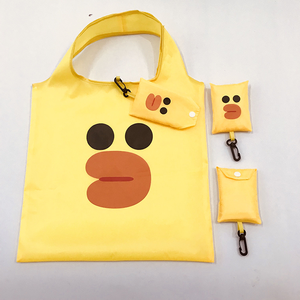 حقيبة حمل قابلة للطي من البوليستر قابلة للطي وصديقا للبيئة قابلة للطي مع نمط كرتون بطة صفراء صغيرة للهدايا للاستخدام اليومي - Product Image 3