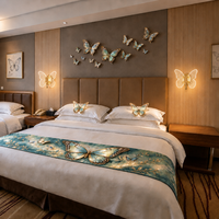 Applique murale LED en acrylique, design moderne, papillon doré, pour hôtel, suite, couloir, projet commercial, personnalisable, vente en gros, OEM