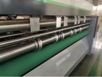 Machine à découper et à rainurer à grande vitesse avec moteur servo NC pour le découpage et le rainurage du carton, haute efficacité, production de 100 m/min