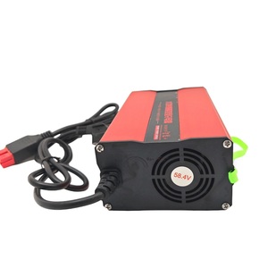 Chargeur spécial pour outils <span class=keywords><strong>électrique</strong></span>s de nettoyage avec réglage intelligent du courant pour batteries neuves et anciennes - Product Image 2