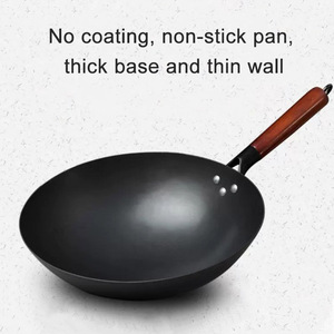 Juego de Wok Multifuncional Innovador de Hierro Fundido, Antiadherente, con Mango de Madera, Diseño Moderno, Ecológico, para Cocina de Gas, Uso Doméstico y en Restaurantes - Product Image 3