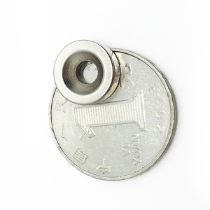 Imán de neodimio con agujero de tornillo Imán con orificio para tornillo - Product Image 4