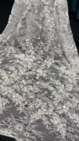 Tissu en dentelle française de luxe en porcelaine blanche, orné de fleurs 3D, de perles et de paillettes, élégant pour la confection de robes de mariée et de soirée