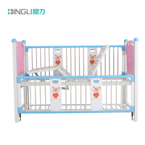 Lit d'hôpital pédiatrique manuel à deux fonctions en acier au carbone avec barrière haute, lit d'<span class=keywords><strong>enfant</strong></span>, mobilier <span class=keywords><strong>de</strong></span> soins médicaux pour salle d'hôpital - Product Image 4