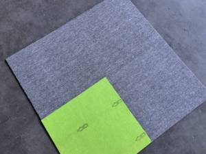 Dalles de moquette autocollantes légères et écologiques avec support en feutre, dalles de moquette amorties pour bureau, chambre, sous-sol, salle de golf - Product Image 6