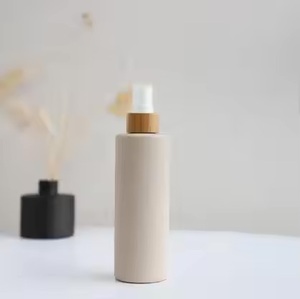 Emballage cosmétique en plastique écologique personnalisé 2024, impression sérigraphique, bouteille en paille de blé avec pulvérisateur à pompe, capacité de 100 ml à 500 ml - Product Image 3