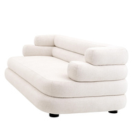 Meubles de salon en gros, canapé Chesterfield luxueux en tissu crème.