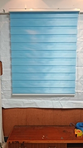 Modern Smart Motorized Battery Powered Electric <strong>Blinds</strong> Horizontal Pattern Light Filtering Window Polyester Built-In Plain - Product Image 4