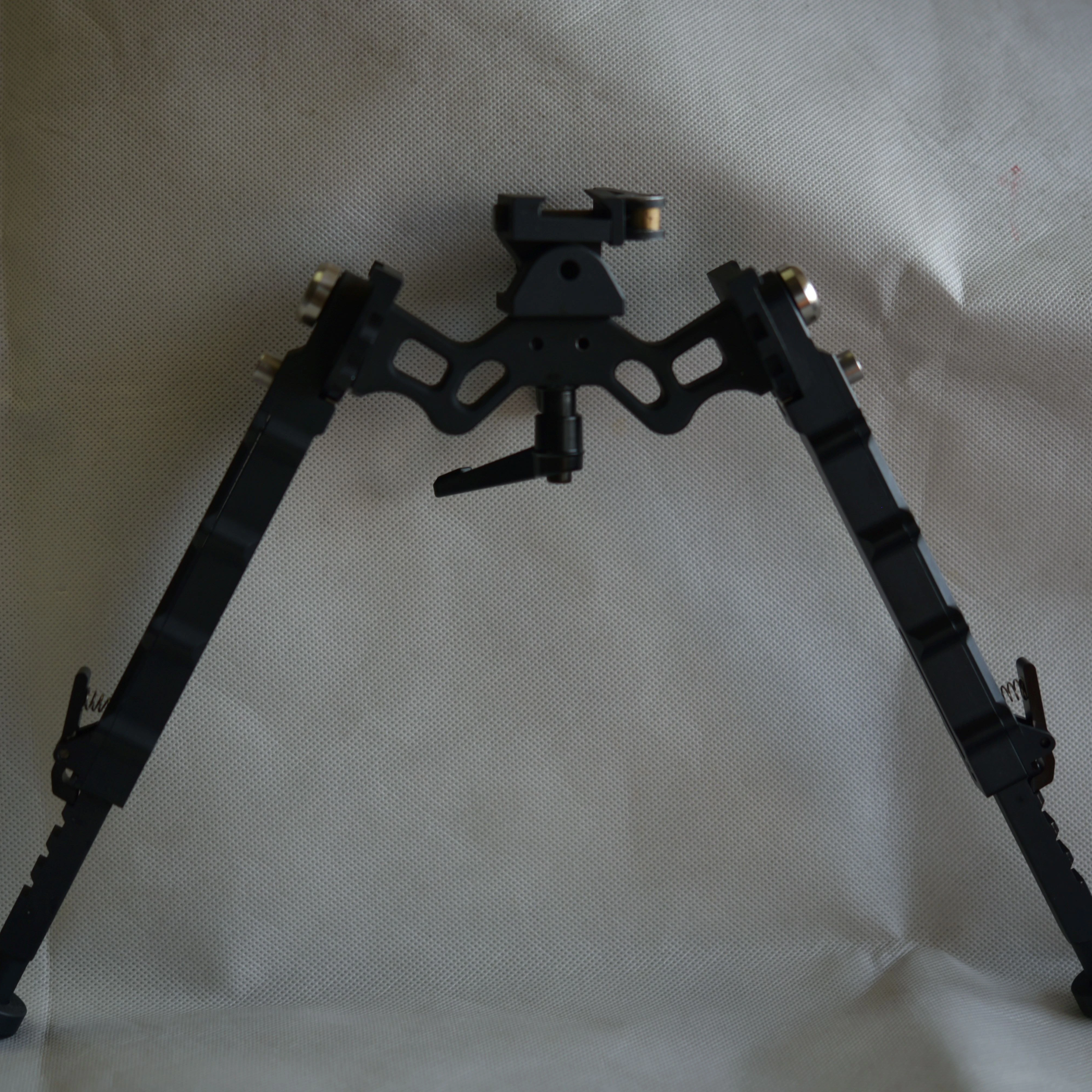 Тактический Регулируемый бипод 5,5-8,1 дюйма