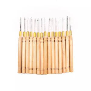 Kit d'aiguilles à boucle pour extensions capillaires avec manche en <span class=keywords><strong>bois</strong></span>, crochet métallique et perles en silicone microlink, résistant à la rouille - Product Image 4