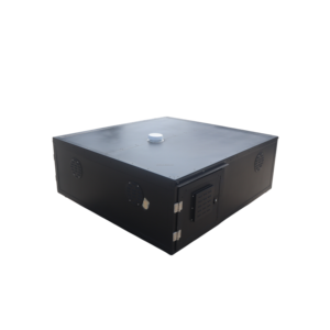 Custom Aluminum Transport Dog Box for Truck with Whale Tail Handle Lock and <b>Window</b> - Product Image 5