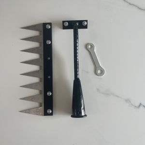Multi Toothed Garden Rake Steel Head 7 Tines Detachable Agricultural Soil Turning Tool - Product Image 1