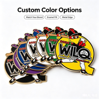 Lot de badges en émail personnalisés en forme de mascotte de dessin animé, avec boîte cadeau, logo personnalisé, décoration d'uniforme, insigne métallique pour cadeaux d'entreprise