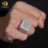 Bague Homme Style Hip Hop Entièrement Sertie de Micro-Pavés en Or Blanc Plaqué, Moissanite et Diamant Rond en Argent Sterling 925