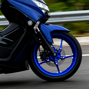 Nouveau prix d'usine <span class=keywords><strong>Jante</strong></span> de roue en alliage d'aluminium CNC pour <span class=keywords><strong>moto</strong></span> Convient à Yamaha NMAX 13 pouces 3.0J/3.5J Avant/Arrière - Product Image 6