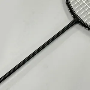 Profesyonel badminton raketi, tüm karbon badminton raketi, 4U dengeli badminton raketi