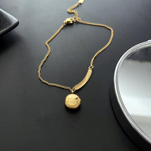 Bracelet de <span class=keywords><strong>cheville</strong></span> tendance en acier inoxydable Ivanda plaqué or 18 carats PVD, porte-bonheur, motif sourire, bijou de mode, cadeau pour femme, vente en gros - Product Image 5