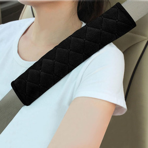 Coussin d'épaule pour ceinture de sécurité JXBSD, rembourrage doux en polyester pour la protection et le confort de la ceinture de sécurité automobile - Product Image 1