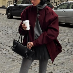 Veste de rue surdimensionnée personnalisée de haute qualité, nouvelle conception, veste décontractée de rue, veste bomber à fermeture éclair pour femmes - Product Image 2