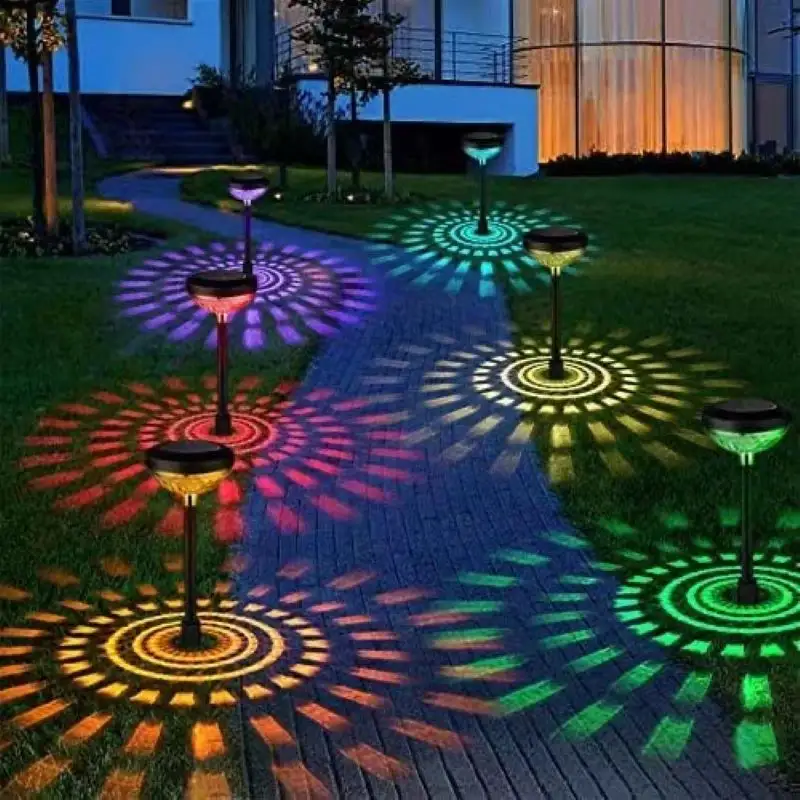 Luce solare colorata a LED per proiezione da giardino Spike Light per feste in giardino all'aperto X'mas Landscape Pathway Yard Lawn Decoration