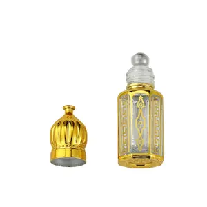 UV altın Dubai tarzı 3ml 6ml 12ml sekizgen kozmetik Attar uçucu yağ cam rulo parfüm şişesi üzerinde Metal rulo