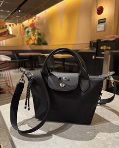 <span class=keywords><strong>Bolsas</strong></span> de Cosméticos Personalizadas al por Mayor <span class=keywords><strong>Long</strong></span>-<span class=keywords><strong>Champ</strong></span>, Modelo 2026, Organizadores de Bolsos de Nailon, Plegables para Verano/Otoño/Invierno - Product Image 4
