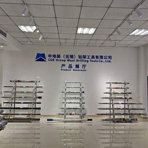 أنبوب حفر من الفولاذ الكربوني عالي الجودة BQ <span class=keywords><strong>NQ</strong></span> <span class=keywords><strong>HQ</strong></span> PQ أنبوب مزدوج أنبوب تجميع برميل يستخدم في تعدين الصخور - Product Image 3