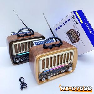วิทยุไร้สายพลังงานแสงอาทิตย์ รุ่นใหม่ RX-075SD เสียงสเตอริโอแท้ ดีไซน์ไม้โบราณ คุณภาพสูง สไตล์วินเทจ วิทยุตั้งโต๊ะพลังงานแสงอาทิตย์ FM SW - Product Image 5