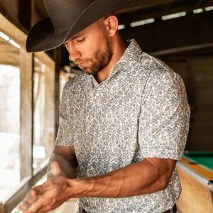 Polo Amarillo Floral para Hombre, Uniforme Europeo Escolar, Camisa de Golf de Alta Calidad con Cierre de Perlas - Product Image 2