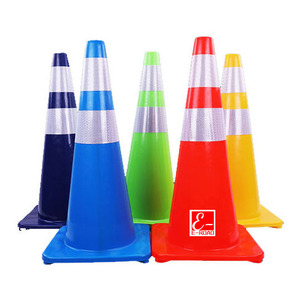 Cône de sécurité routière en PVC, caoutchouc plastique de couleur rouge vert bleu 18 pouces 28 pouces 36 pouces - Product Image 1