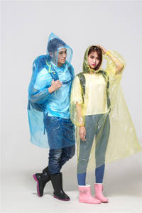 PE <span class=keywords><strong>Raincoat</strong></span> Emergência Poncho Plástico Impermeável Transparente Descartável Adulto <span class=keywords><strong>Raincoat</strong></span> com Punho Elástico e Capuzes Drawstring - Product Image 2